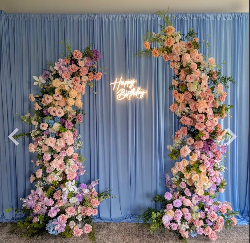 Blomsterbåge för alla tillfällen – transport & montering ingår